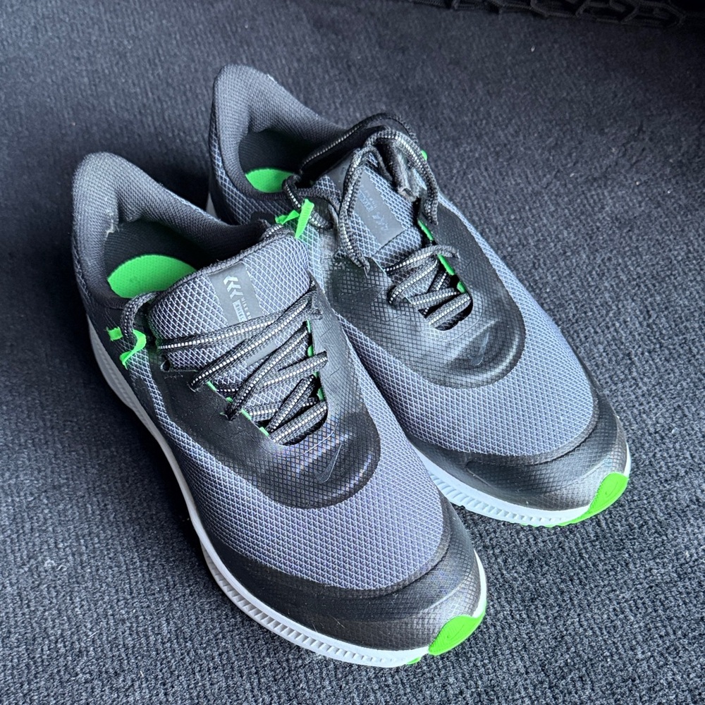 Men's Nike Run Shield